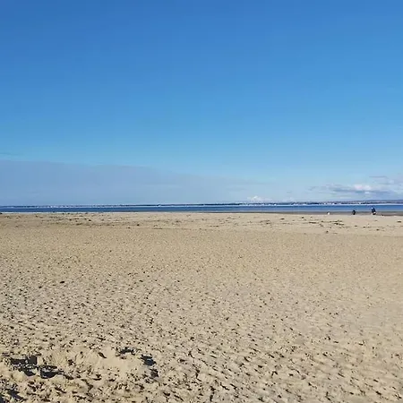Anchor Down Cottage The Perfect Seaside Retreat Sleeps 4 Beach 2 Mins Ryde  Exterior photo